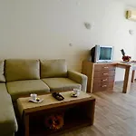 Rainbow 1 Complex Aparthotel 3*