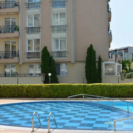 Rainbow 1 Complex Ξενοδοχείο με διαμερίσματα 3*