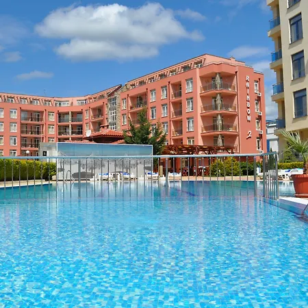Ξενοδοχείο με διαμερίσματα Rainbow 1 Complex