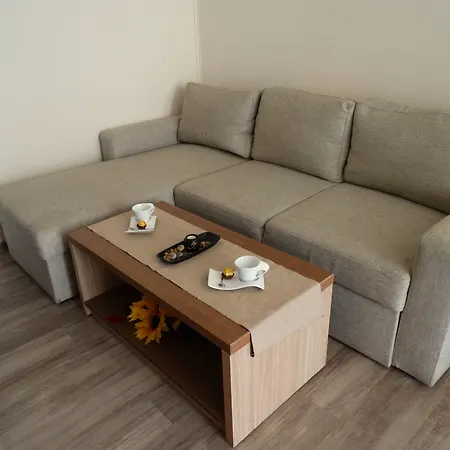 Rainbow 1 Complex アパートホテル サニービーチ