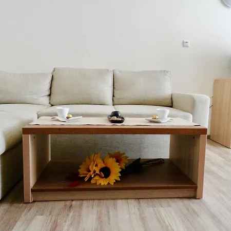 Rainbow 1 Complex アパートホテル サニービーチ