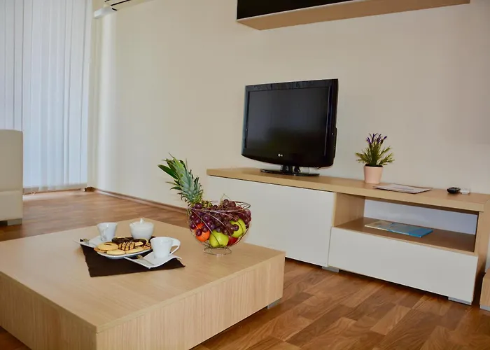 Rainbow 1 Complex Apartmanhotel Napospart