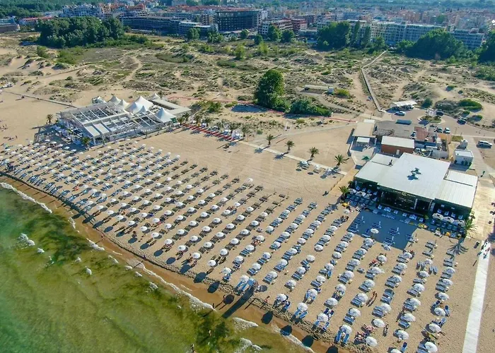 Apart-hotel Rainbow 1 Complex