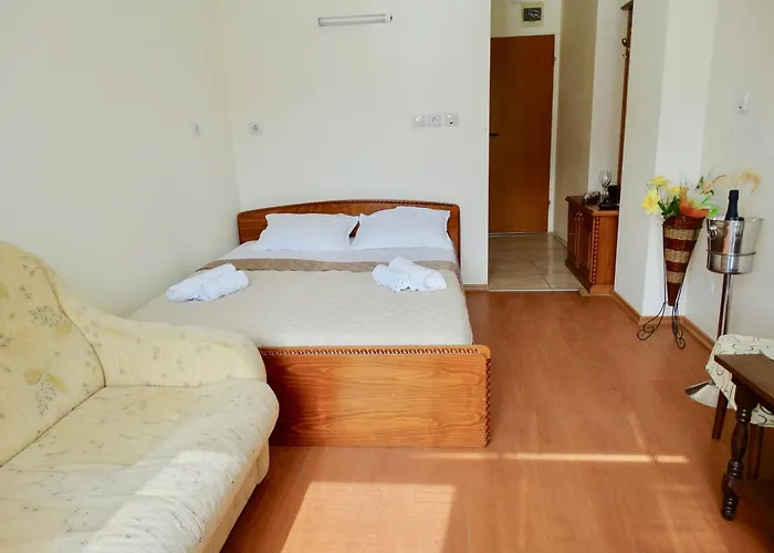 Apart-hotel Rainbow 1 Complex 3*