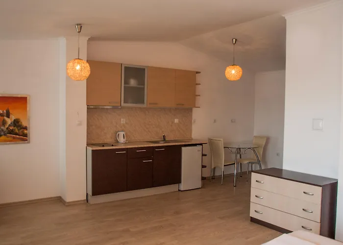 Rainbow 1 Complex Aparthotel