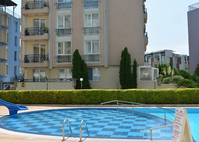 Rainbow 1 Complex Aparthotel 3*