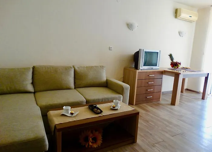 Rainbow 1 Complex Aparthotel 3*